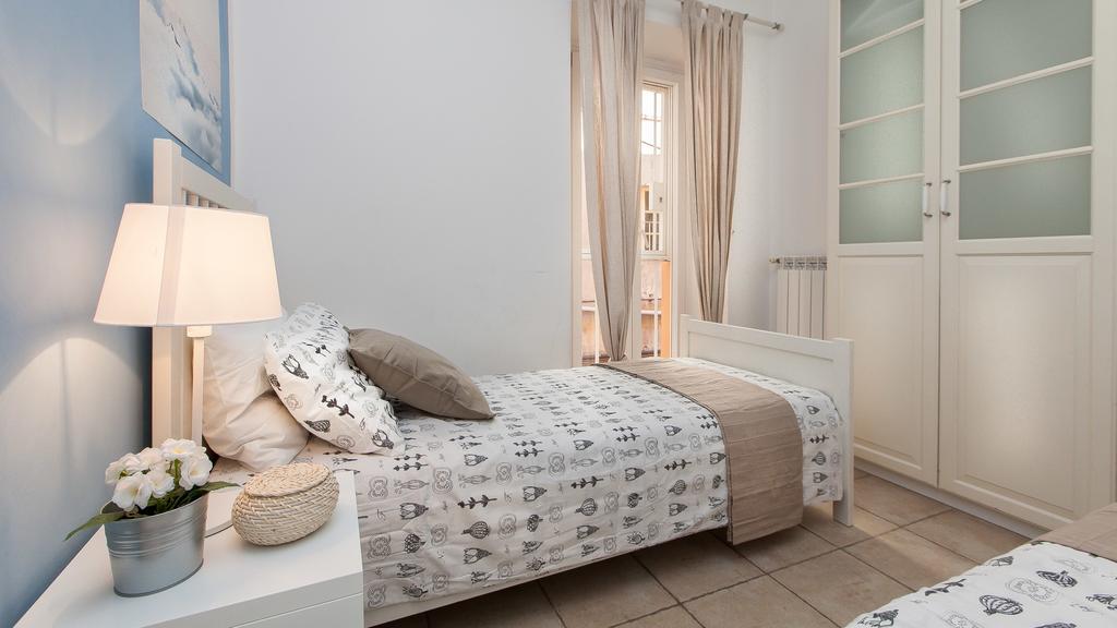 דירות רומא Arenula Balcony מראה חיצוני תמונה